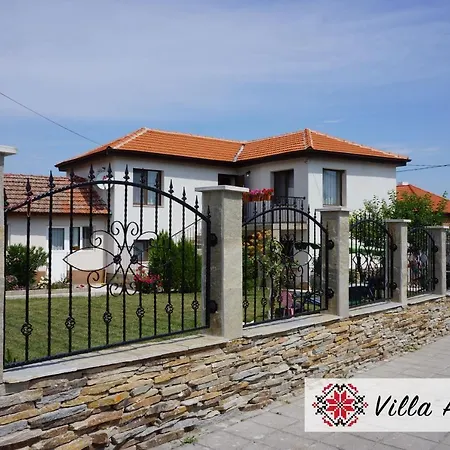 Anika Guest house